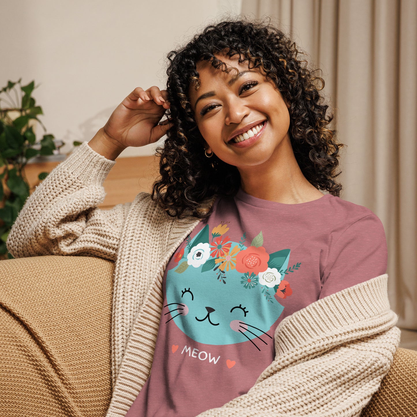 Gift For Cat Lover, Gift For Cat Mom, Cat Lover Women's Relaxed T-Shirt